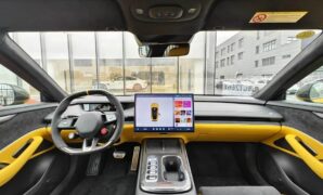 Inovasi Teknologi Canggih Interior Mobil Sport 2025