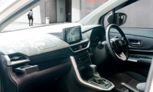 Interior mobil mewah dengan budget terbatas